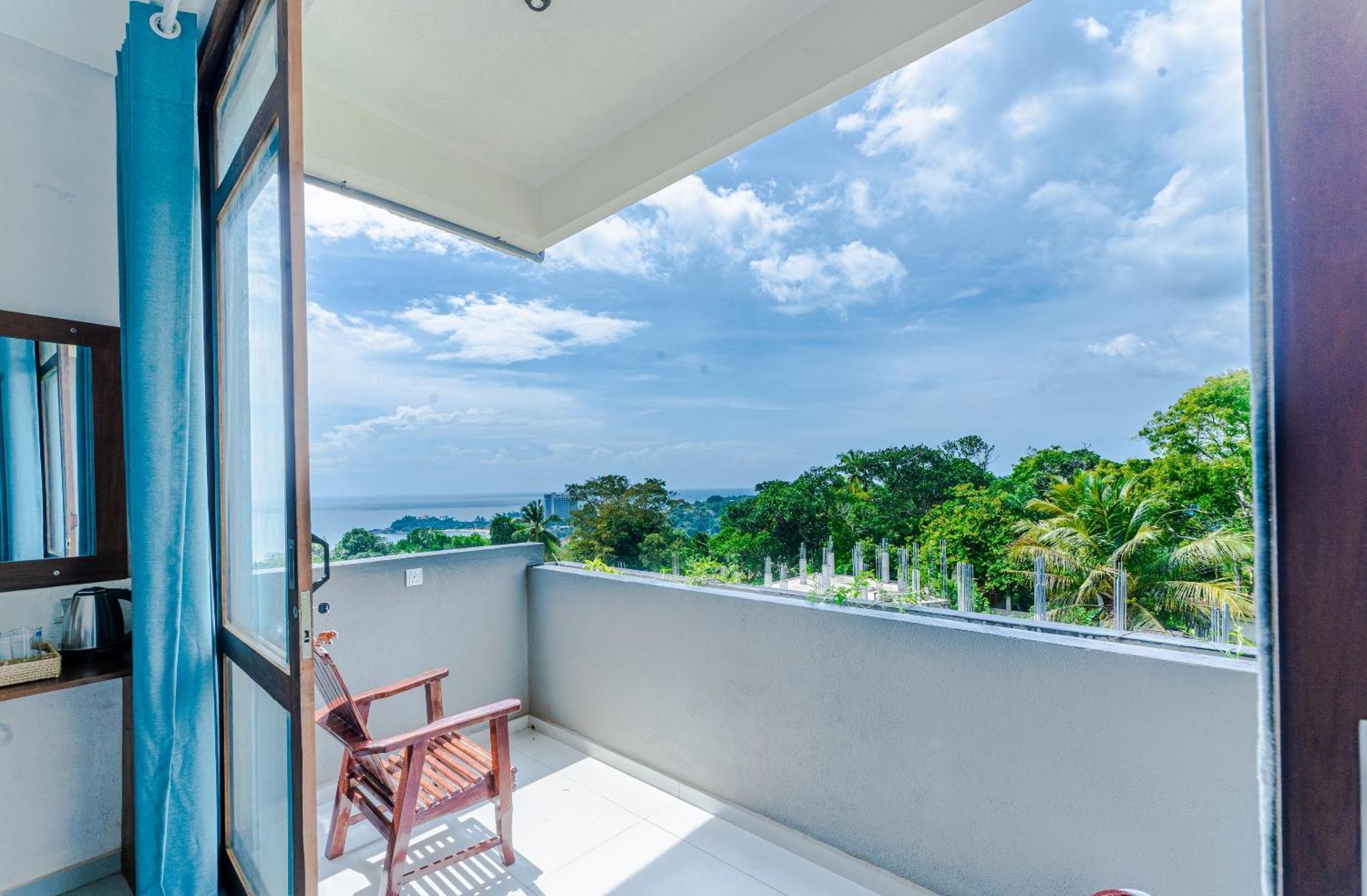 Kapaliya Hotel 4*